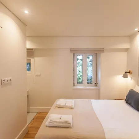 아파트 Flh Principe Real Minimalist Retreat *